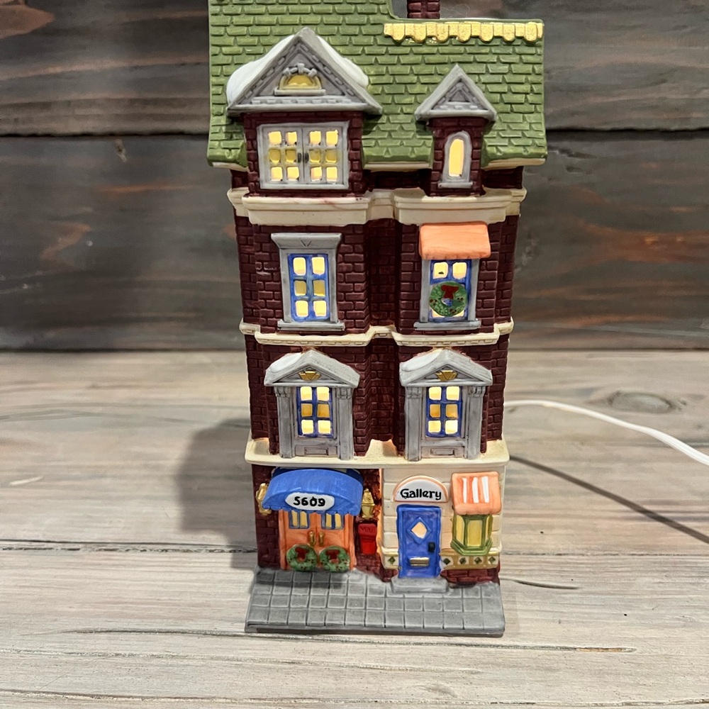 Dept. 56 1989 Heritage Christmas In The City 5609 Park Avenue Townhouse